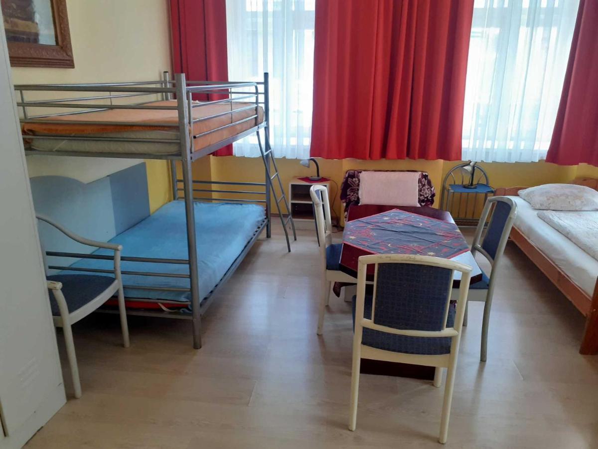 Happyhostel Wiedeń Zewnętrze zdjęcie